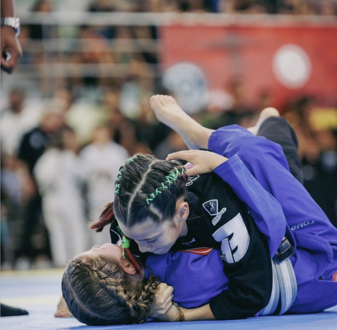 RDJ em combate de Jiu-Jitsu durante uma competição